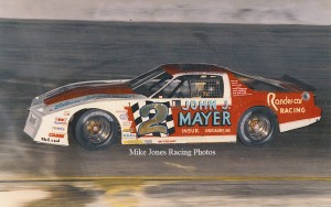 Mike Randerson built a new asphalt chassis for the 1986 season. Lowell Bennett debuted the car at New Smyrna, Florida during Speed Weeks. (Mike Jones Racing Photos)